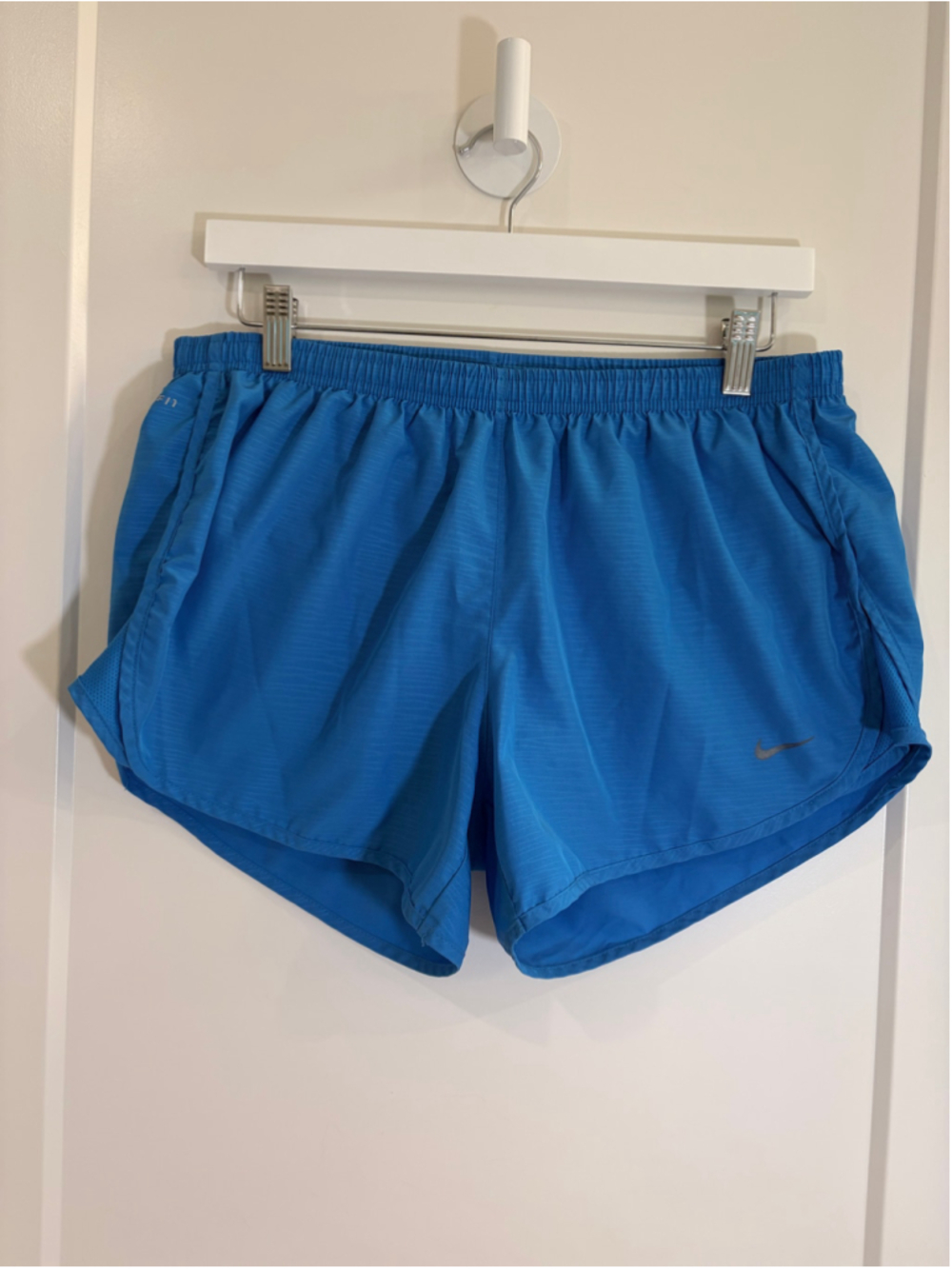 Nike Dri-FIT Blue Running Shorts Back Zipper Pocket Built-In Liner Women's L
